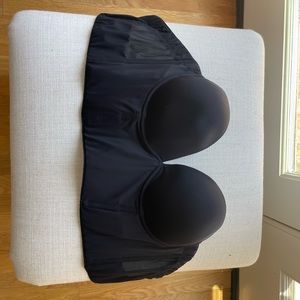 Black Strapless Bra